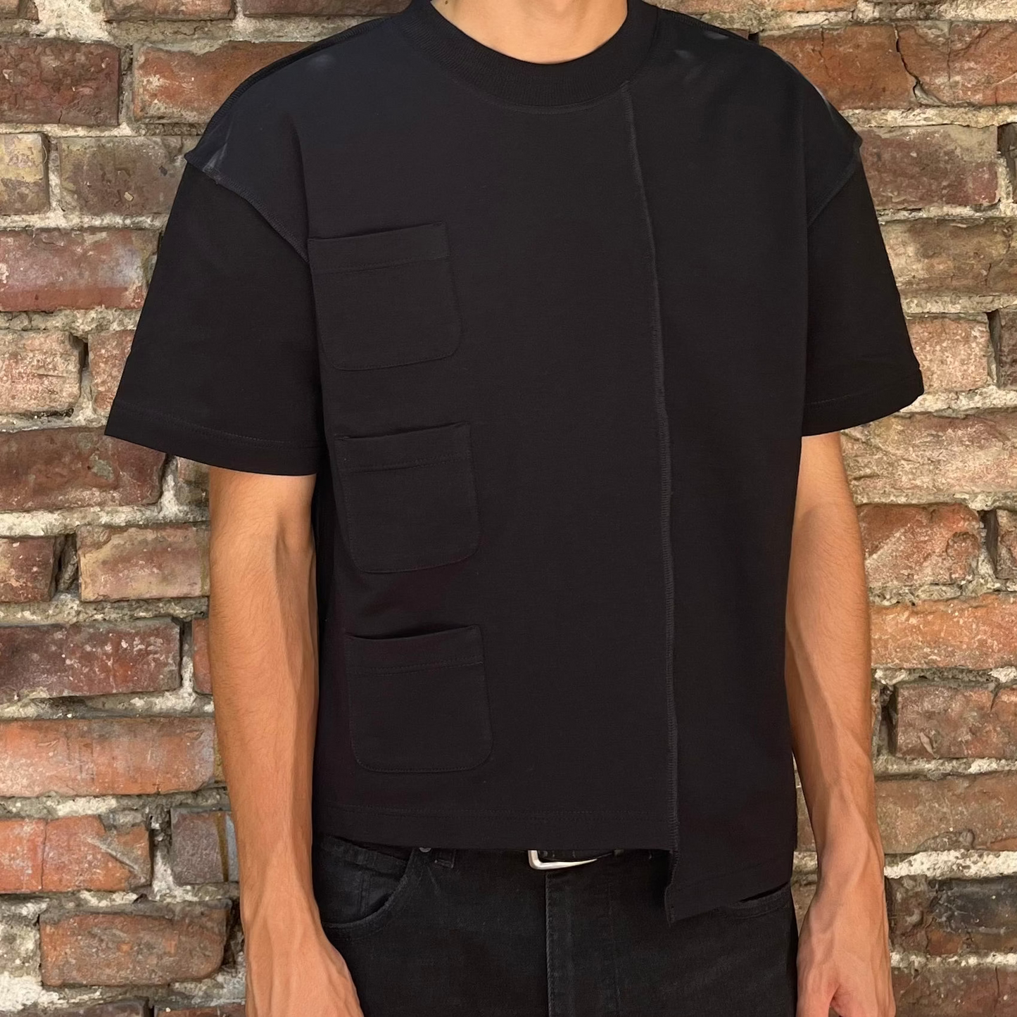 Whatisatshirt - Black
